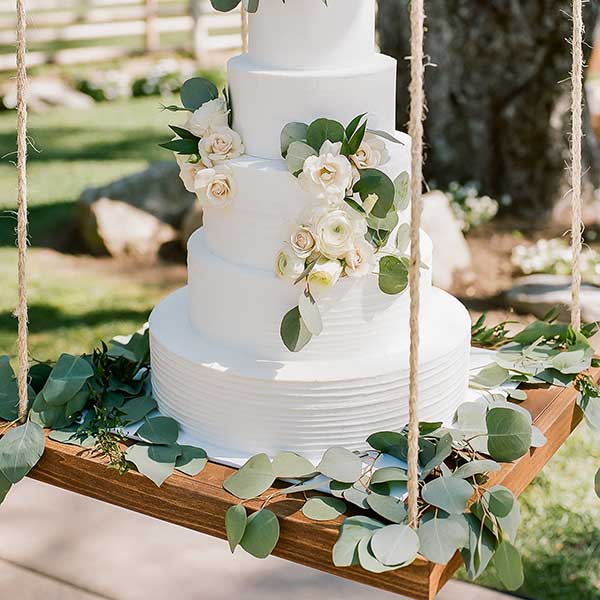 Suspended Cake Swing - Wood
